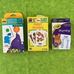 Shapes, Colors, First Words and Rhyming Words Flash Card Set.
